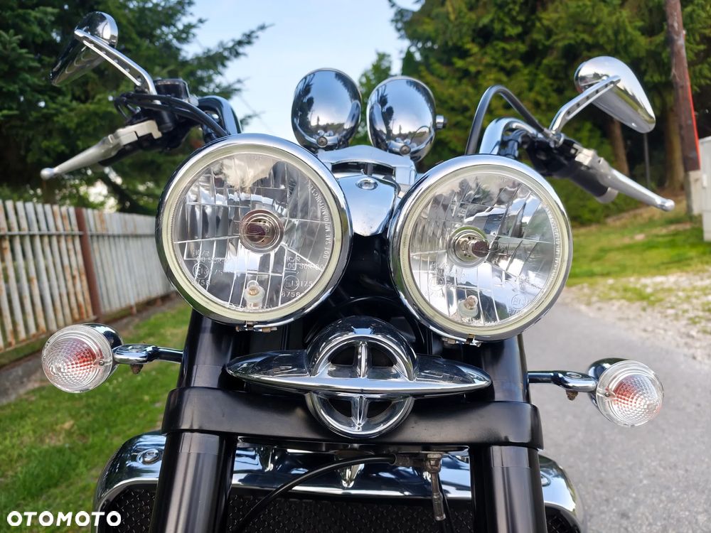 Triumph Rocket - 13