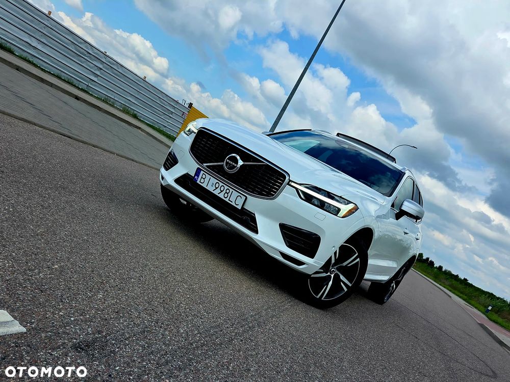 Volvo XC 60 T8 AWD Plug-In Hybrid R-Design - 1