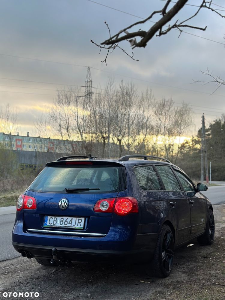 Volkswagen Passat - 9