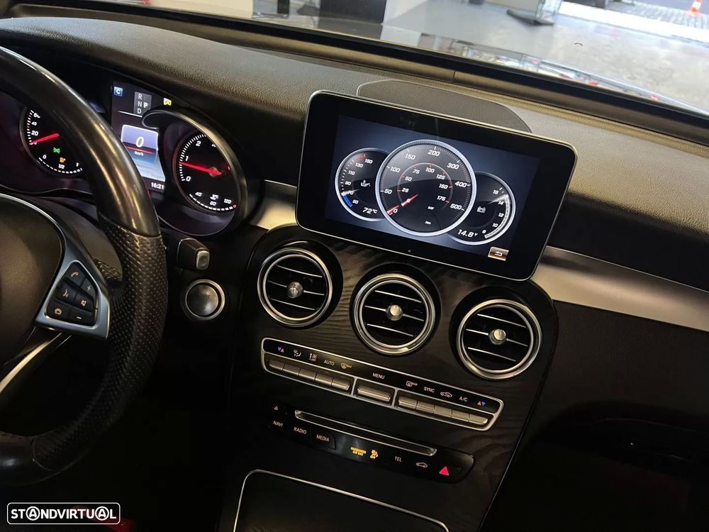 Mercedes-Benz GLC 220 d 4Matic 9G-TRONIC AMG Line - 30