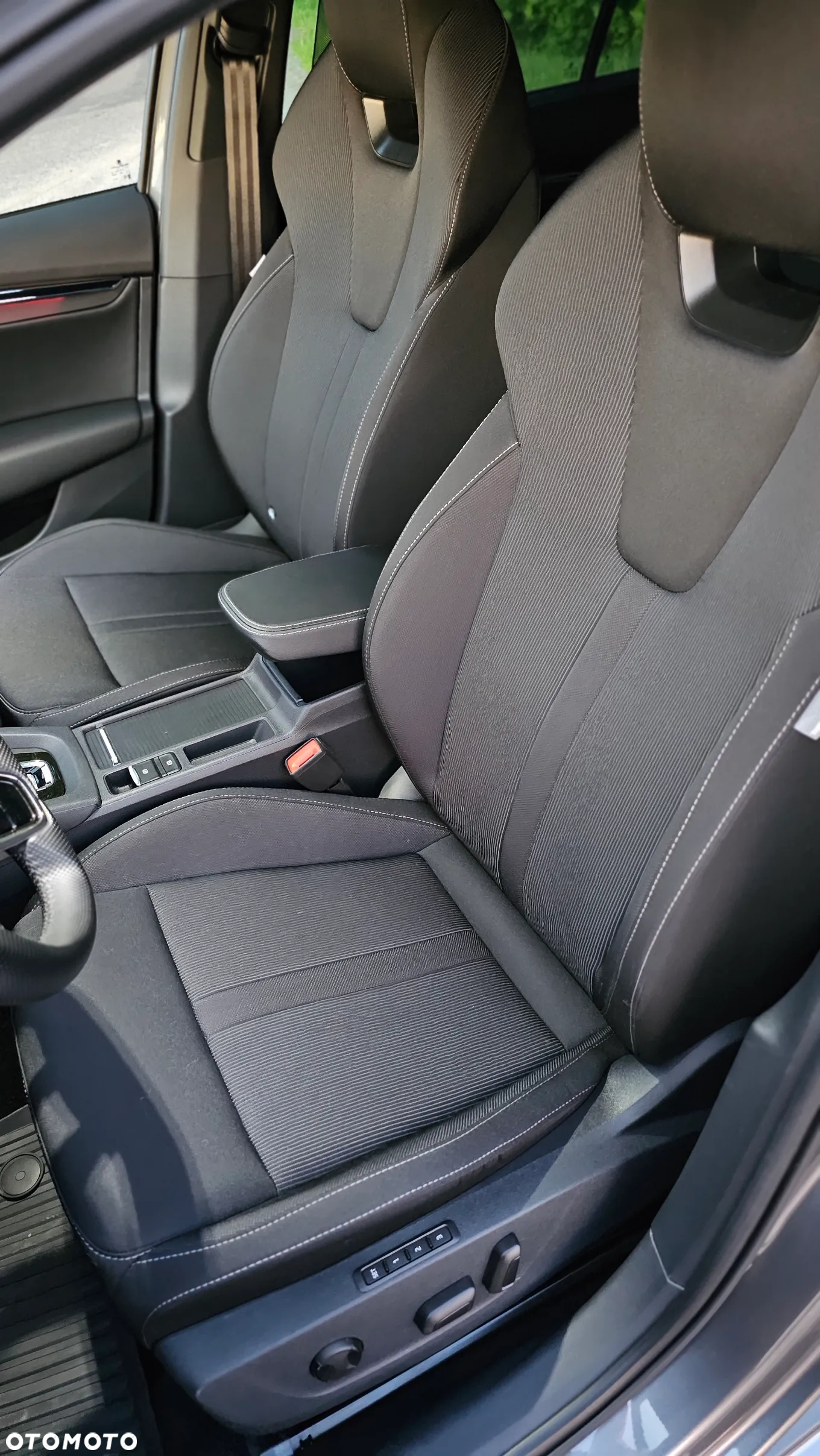 Skoda Octavia 2.0 TSI 4x4 Style DSG - 19