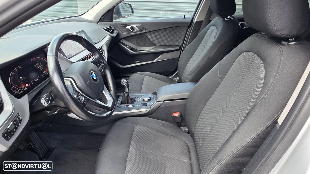 BMW 116 i Line Sport - 14