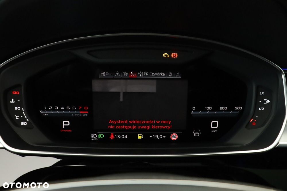 Audi S8 - 34