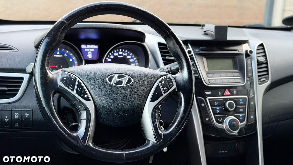 Hyundai i30 - 33