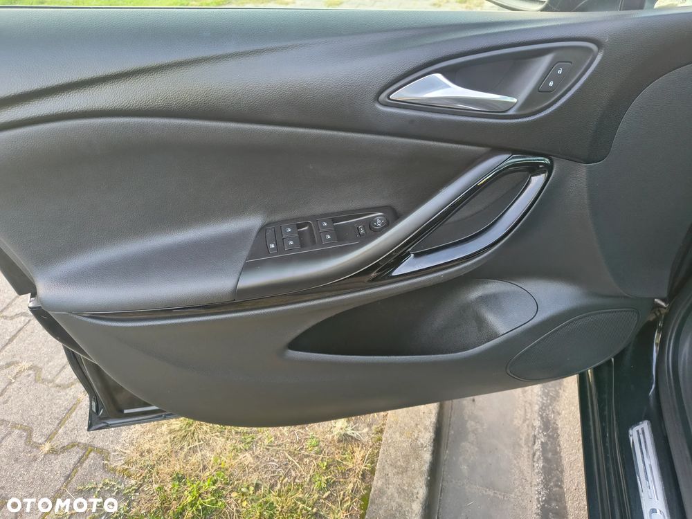 Opel Astra - 16