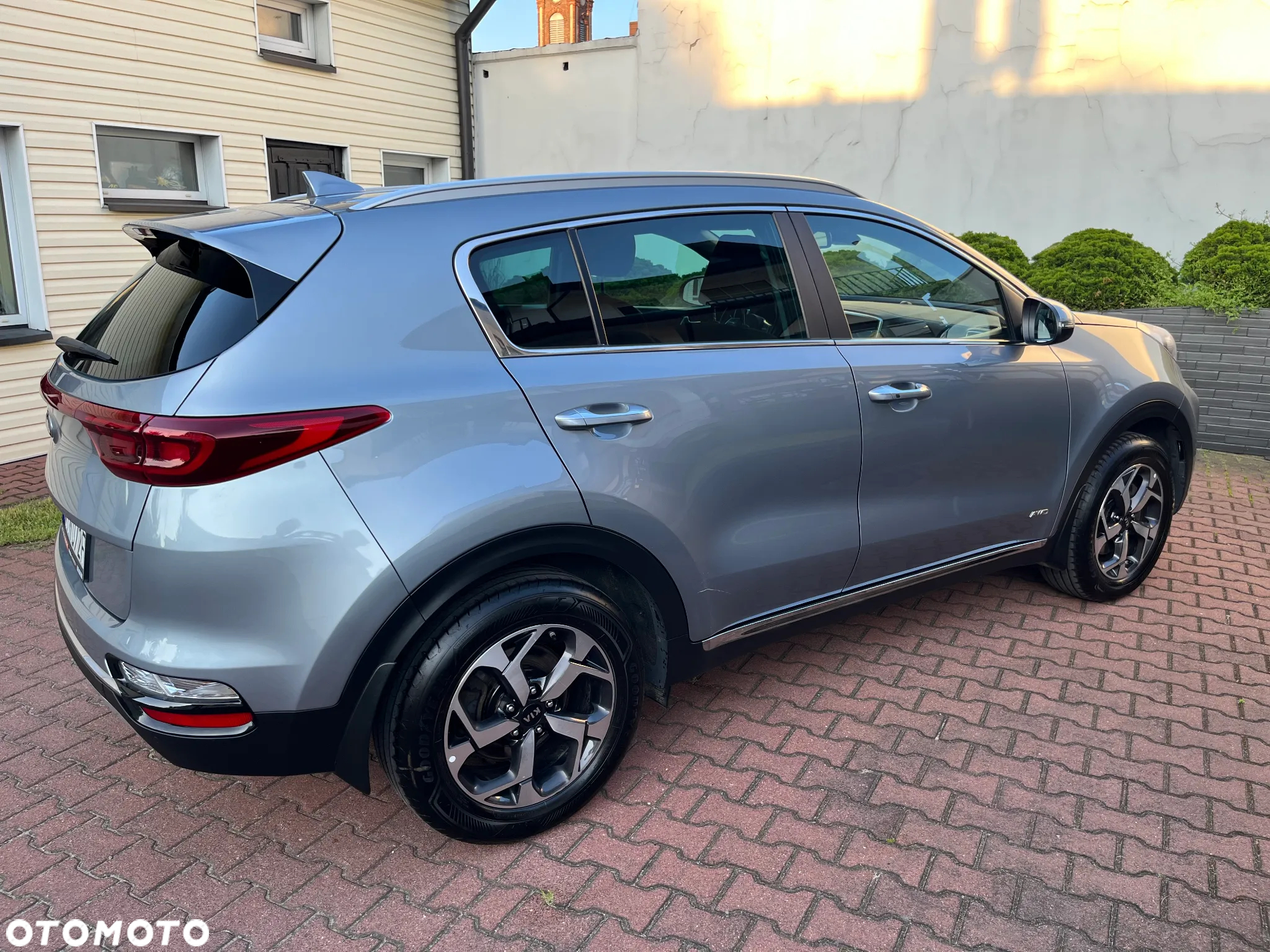 Kia Sportage 1.6 T-GDI L 4WD - 10