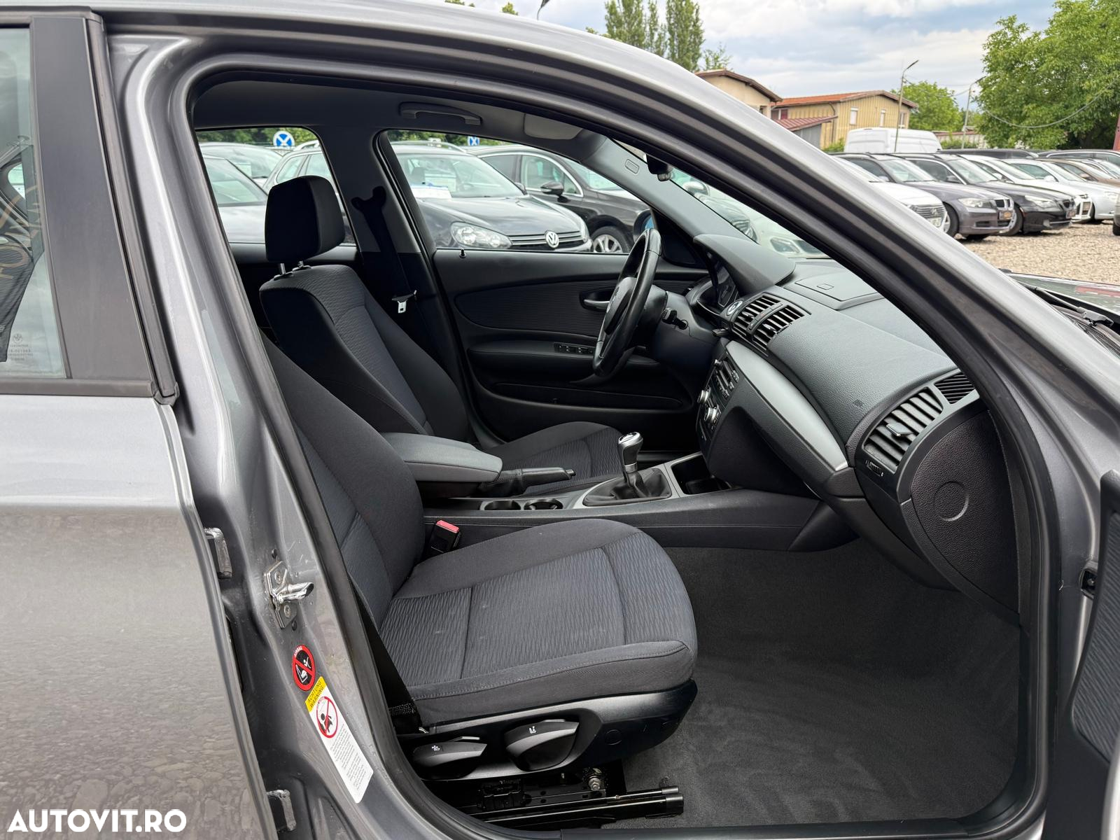 BMW Seria 1 116i - 17