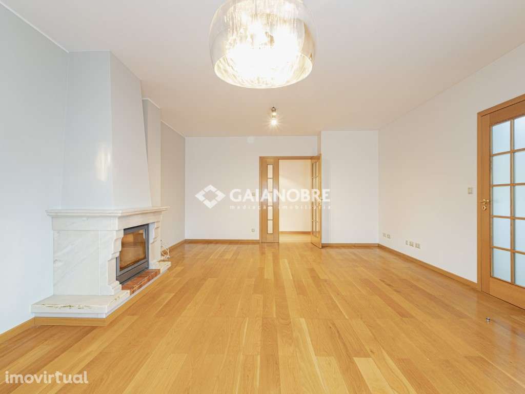 T2+1 em Santa Marinha - Grande imagem: 3/15