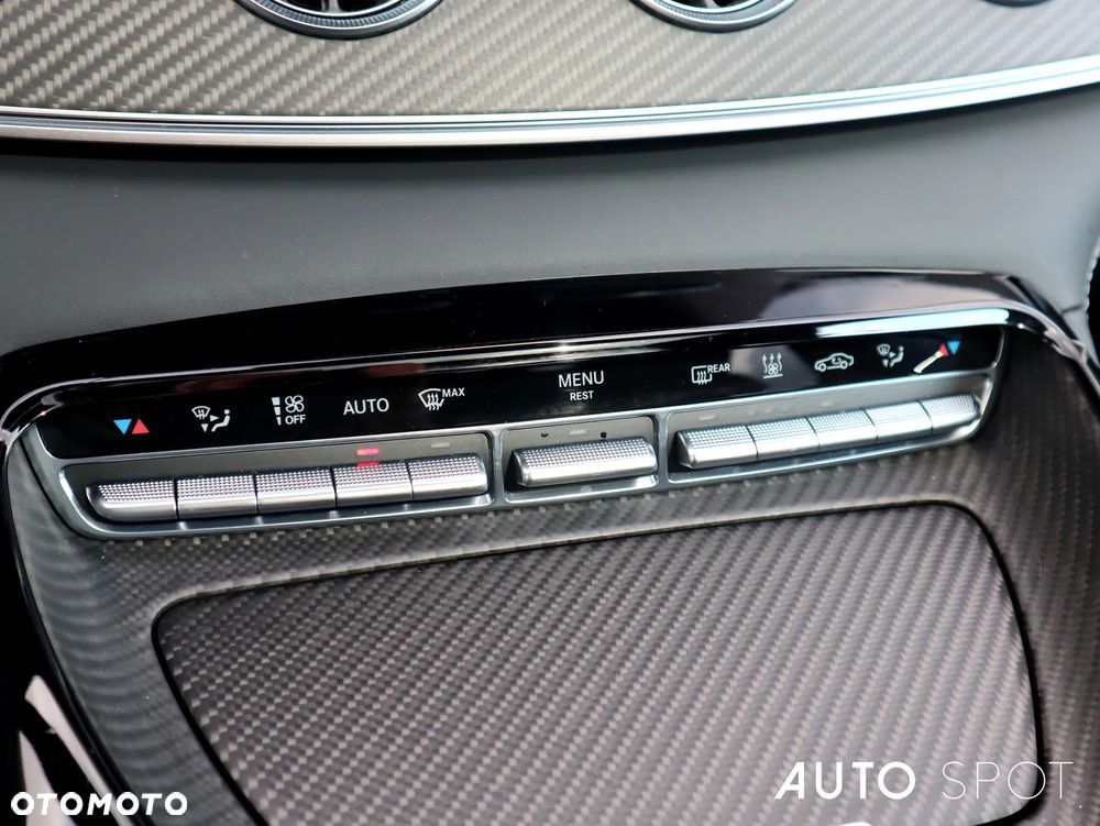 Mercedes-Benz AMG GT 63 S 4Matic+ Speedshift MCT 9G - 37