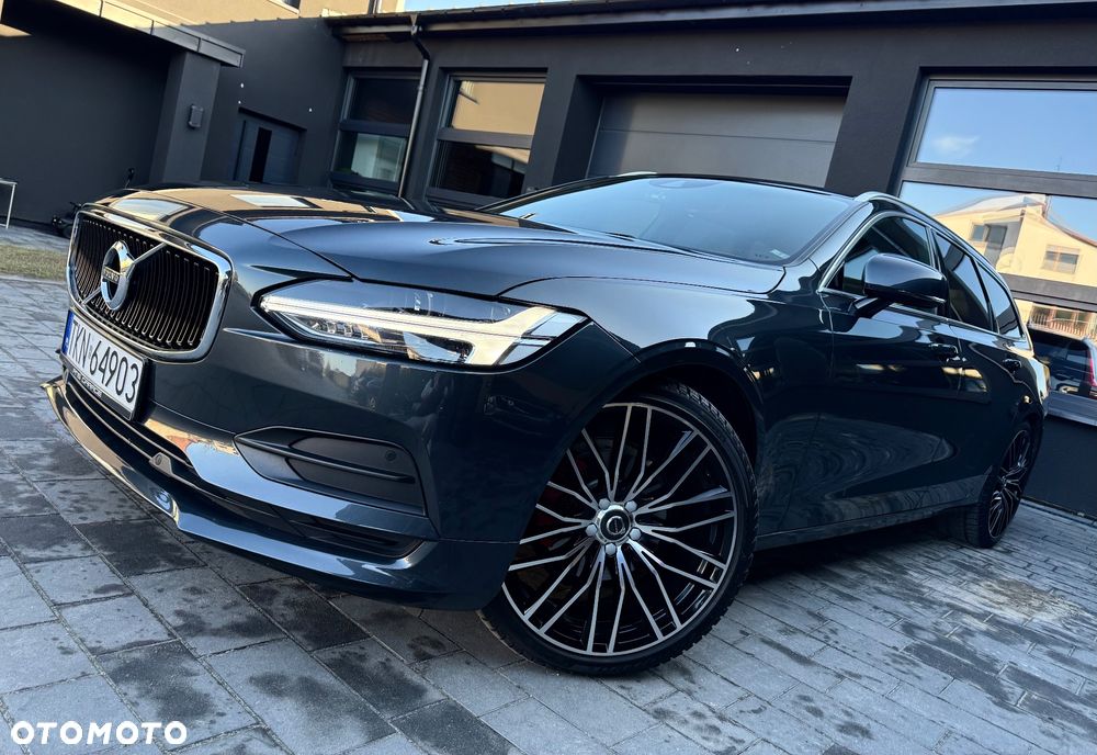 Volvo V90 D3 Momentum - 1