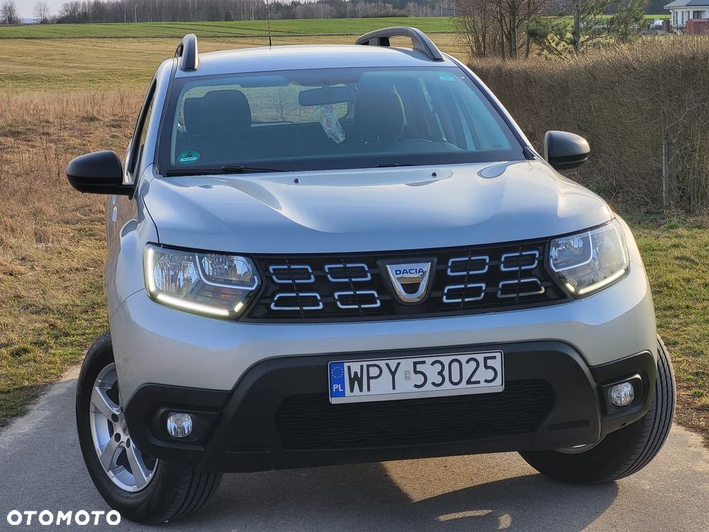 Dacia Duster 1.6 SCe Essential - 4