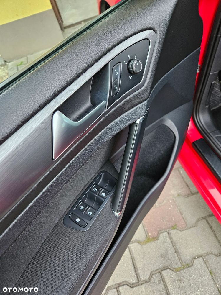 Volkswagen Golf 1.6 TDI (BlueMotion Technology) Comfortline - 14
