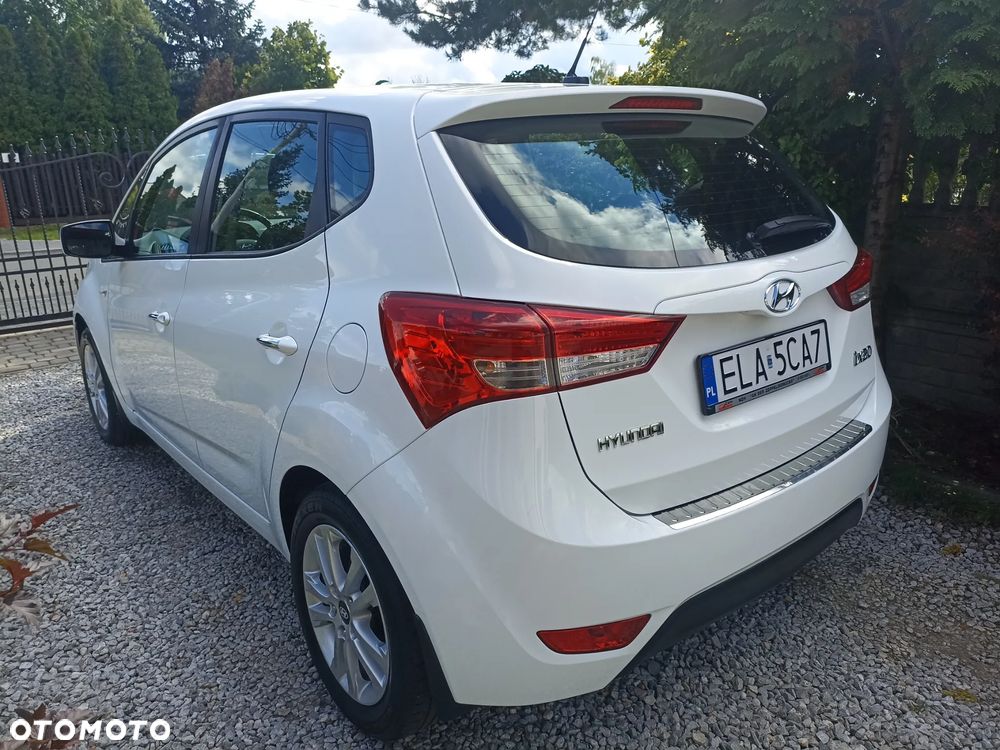 Hyundai ix20 - 11