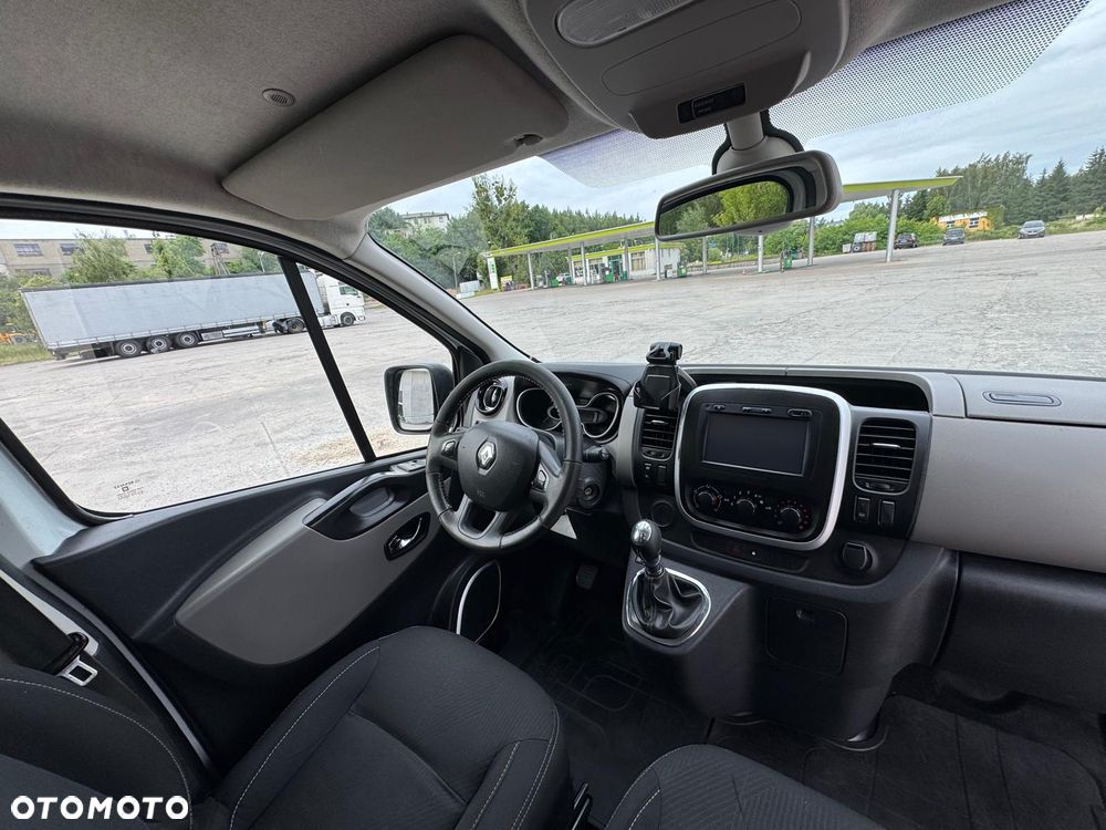 Renault Trafic - 11