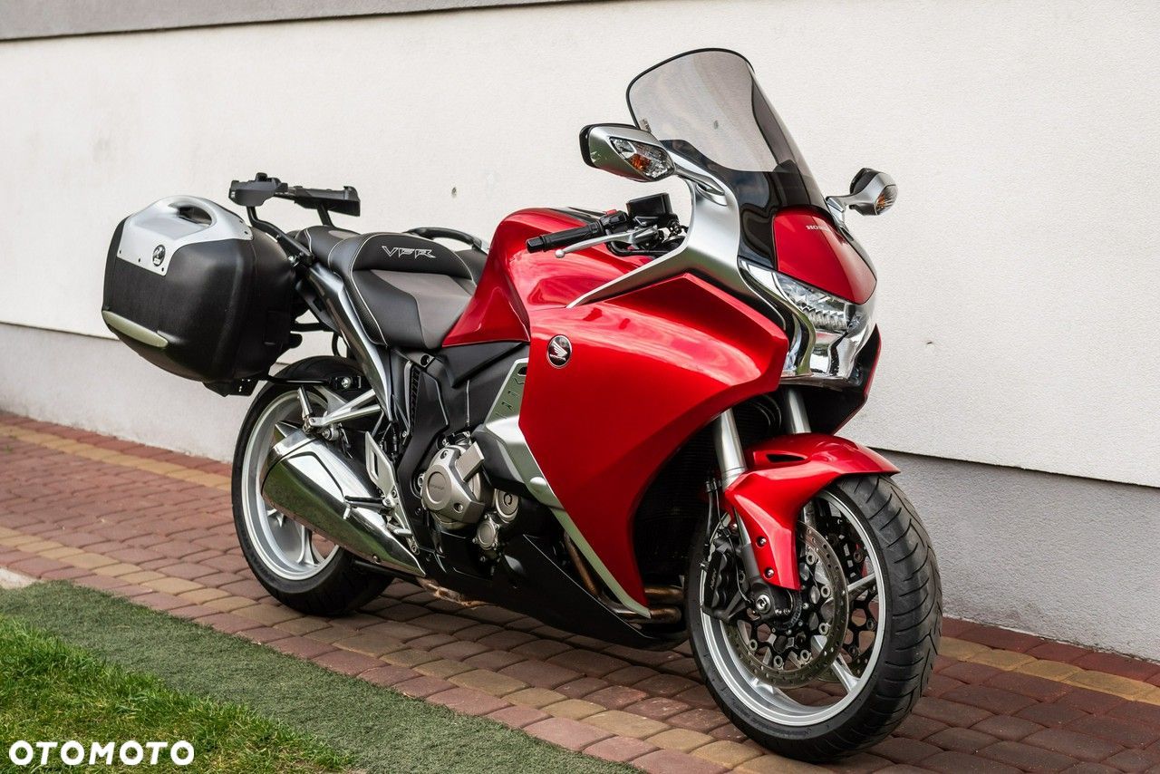 Honda VFR - 1