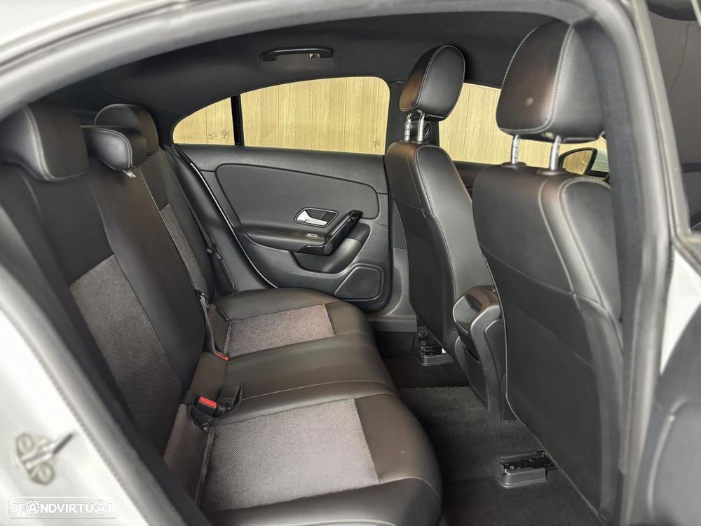 Mercedes-Benz CLA 200 d Shooting Brake Style Aut. - 11