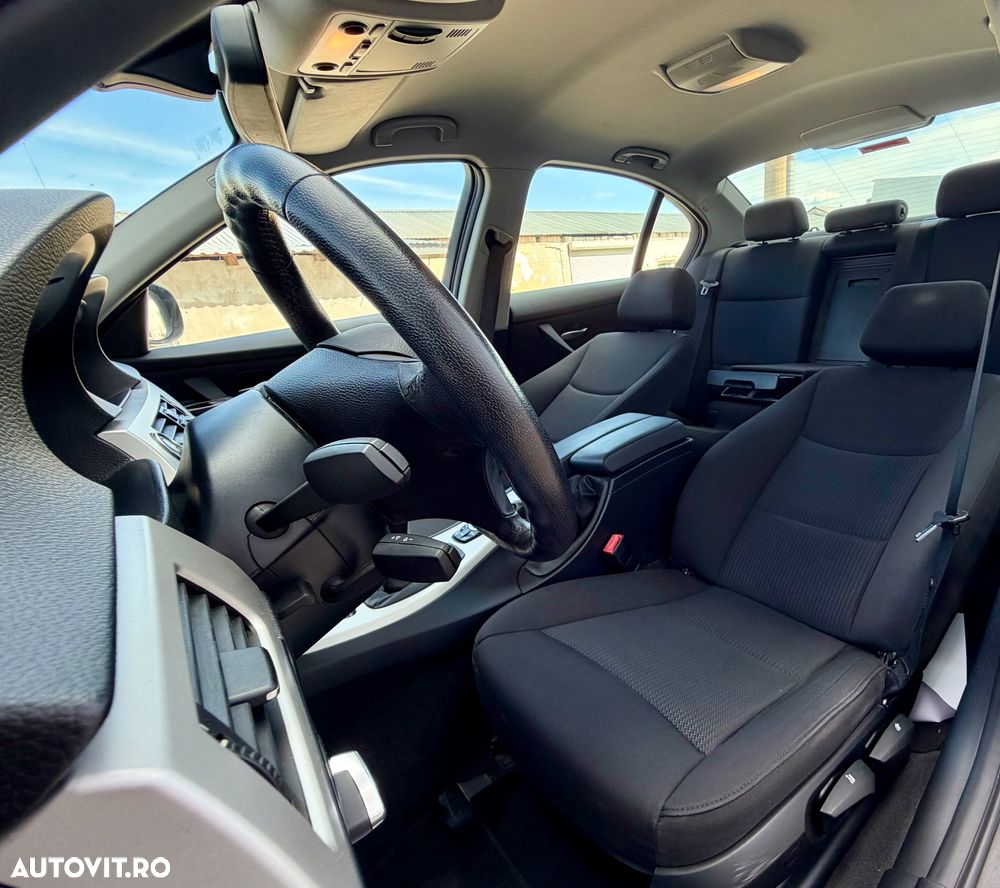 BMW Seria 3 320d DPF Edition Exclusive - 7