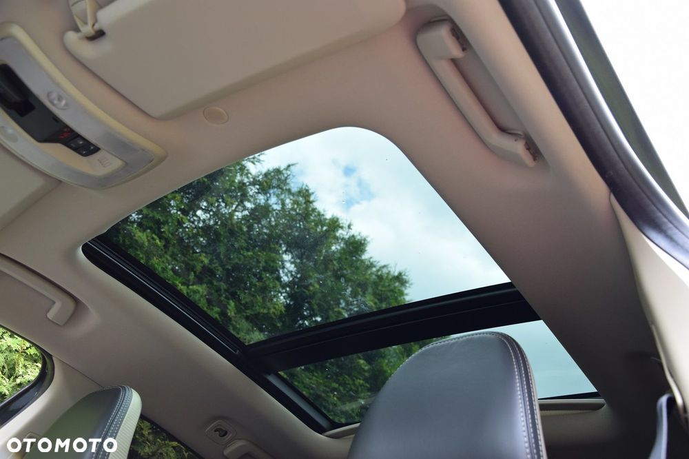Volvo XC 60 D5 AWD RDesign - 16