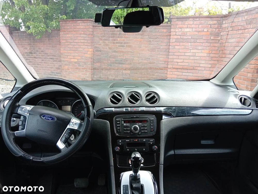 Ford Galaxy - 14