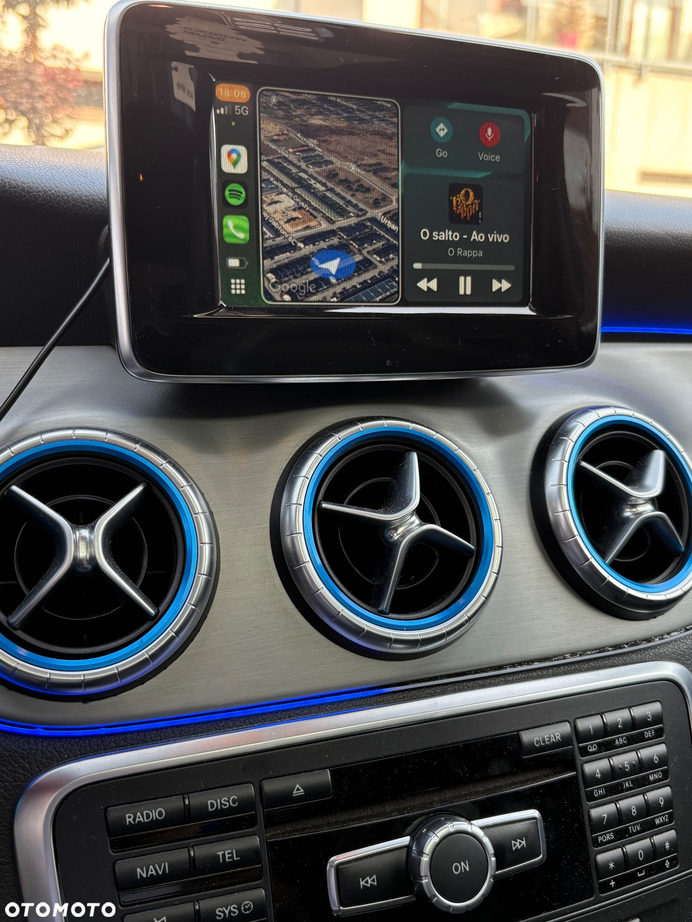 Mercedes-Benz CLA - 13