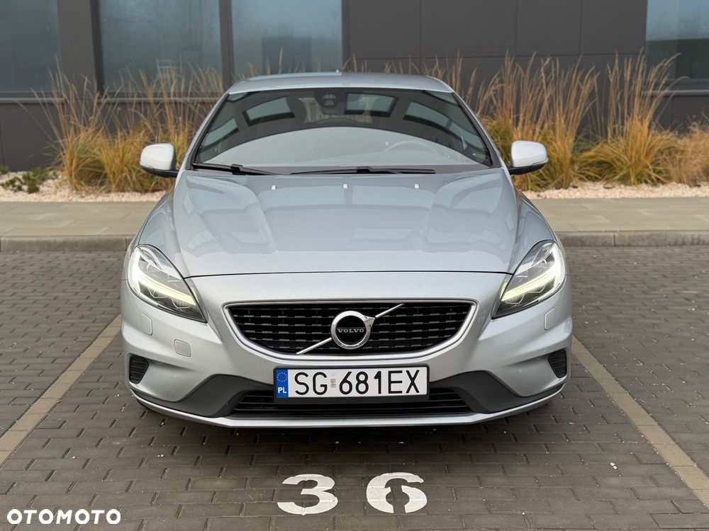 Volvo V40 D2 RDesign - 1