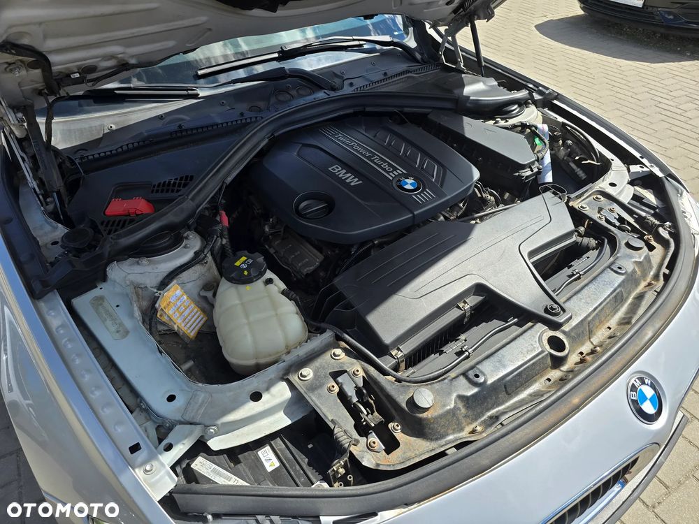 BMW Seria 3 - 16