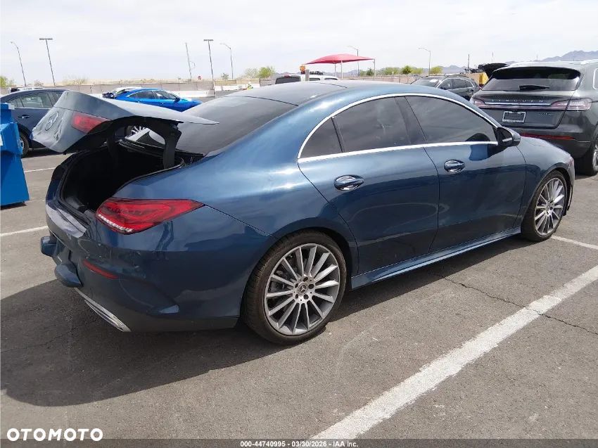 Mercedes-Benz CLA 250 4Matic 7G-DCT Edition 2020 - 8