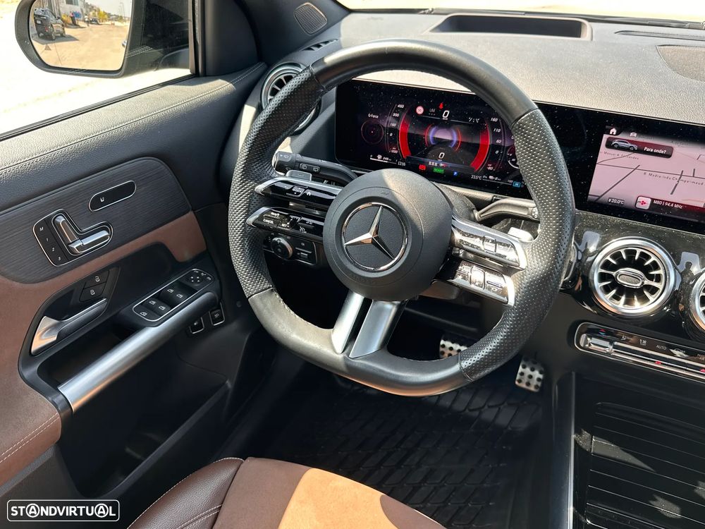 Mercedes-Benz GLA 250 e 8G-DCT AMG Line - 24