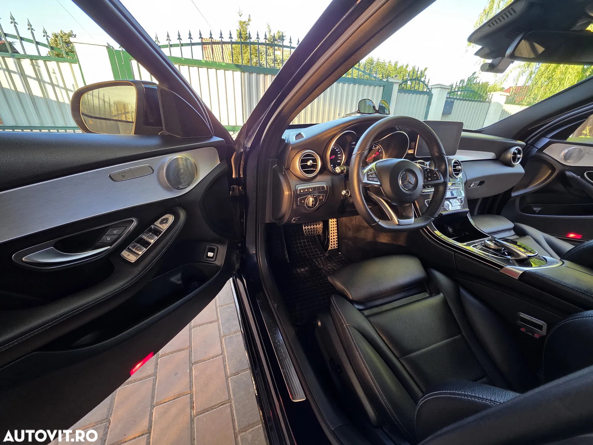 Mercedes-Benz C 400 4Matic 9G-TRONIC AMG Line - 20