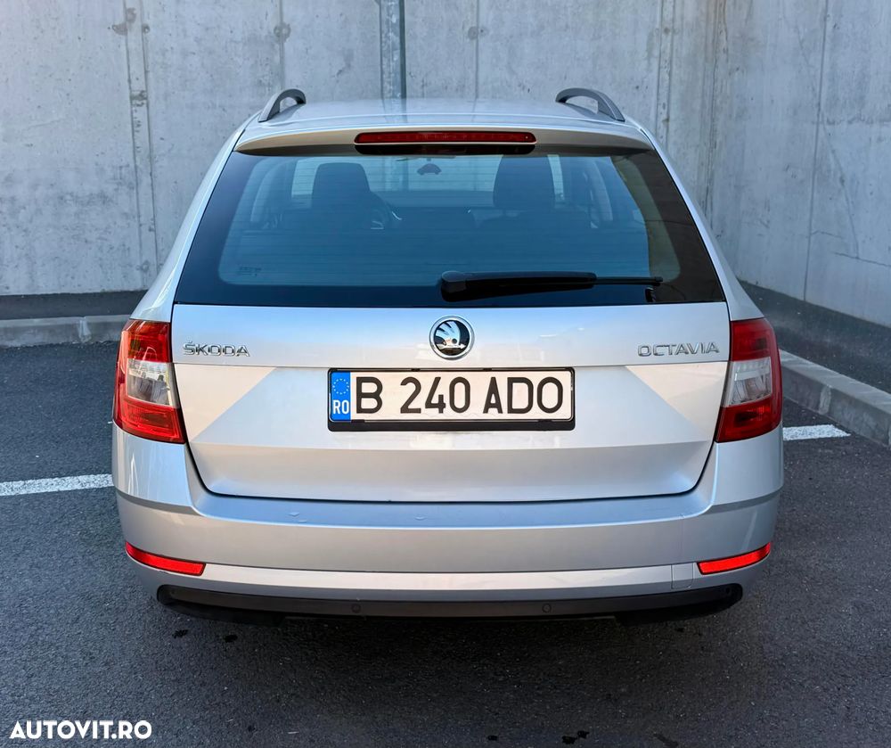 Skoda Octavia 1.6 TDI DSG Ambition - 30