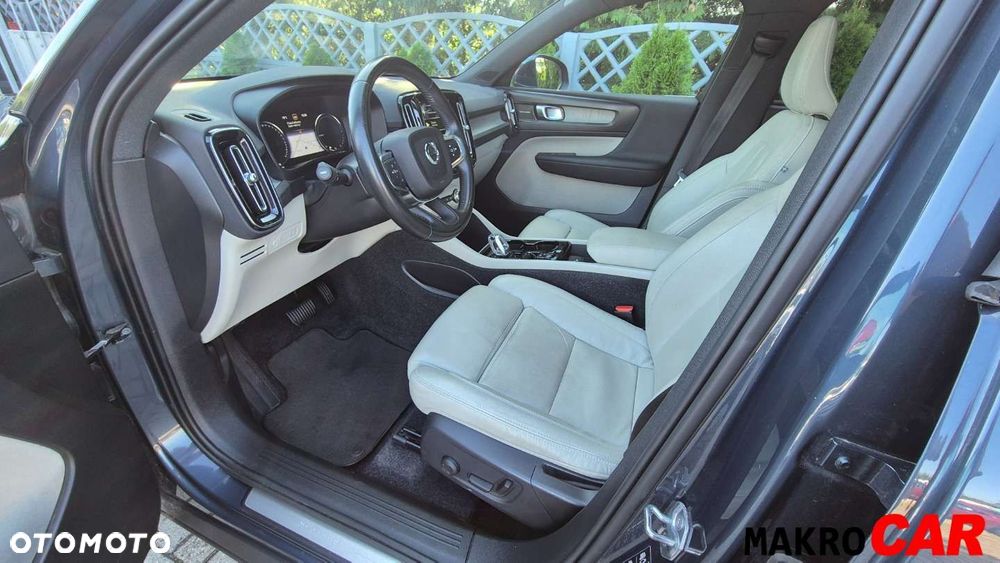 Volvo XC 40 - 5