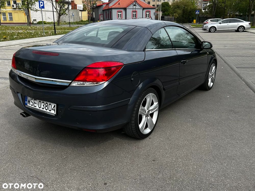 Opel Astra 1.8 Automatik Endless Summer - 2