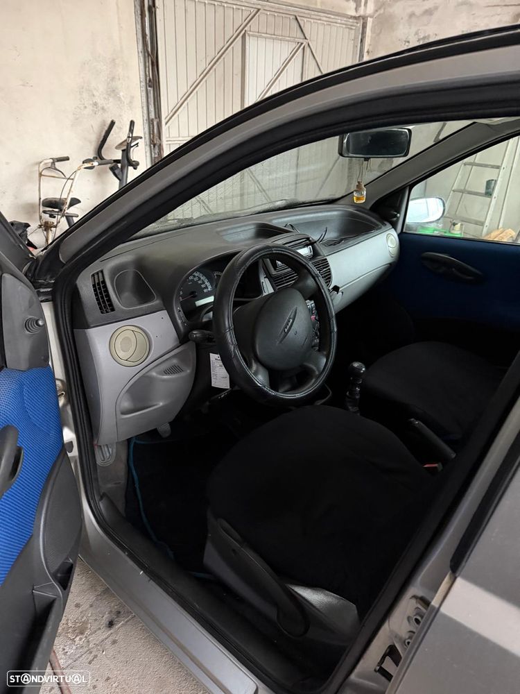 Fiat Punto 1.2 60 Active - 3
