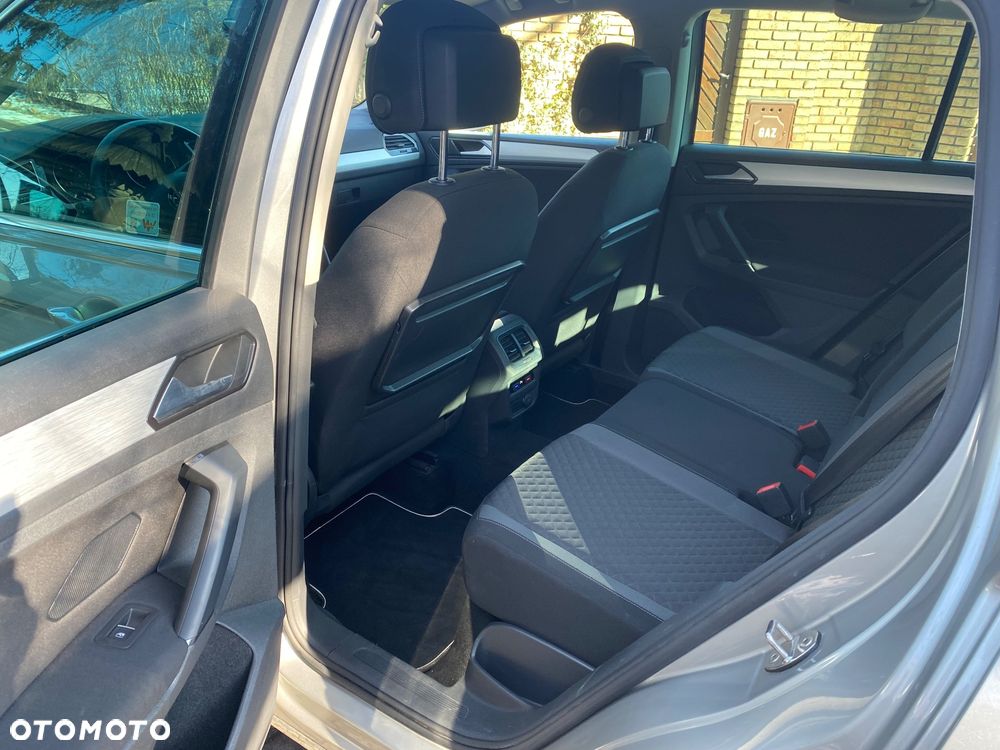 Volkswagen Tiguan - 14