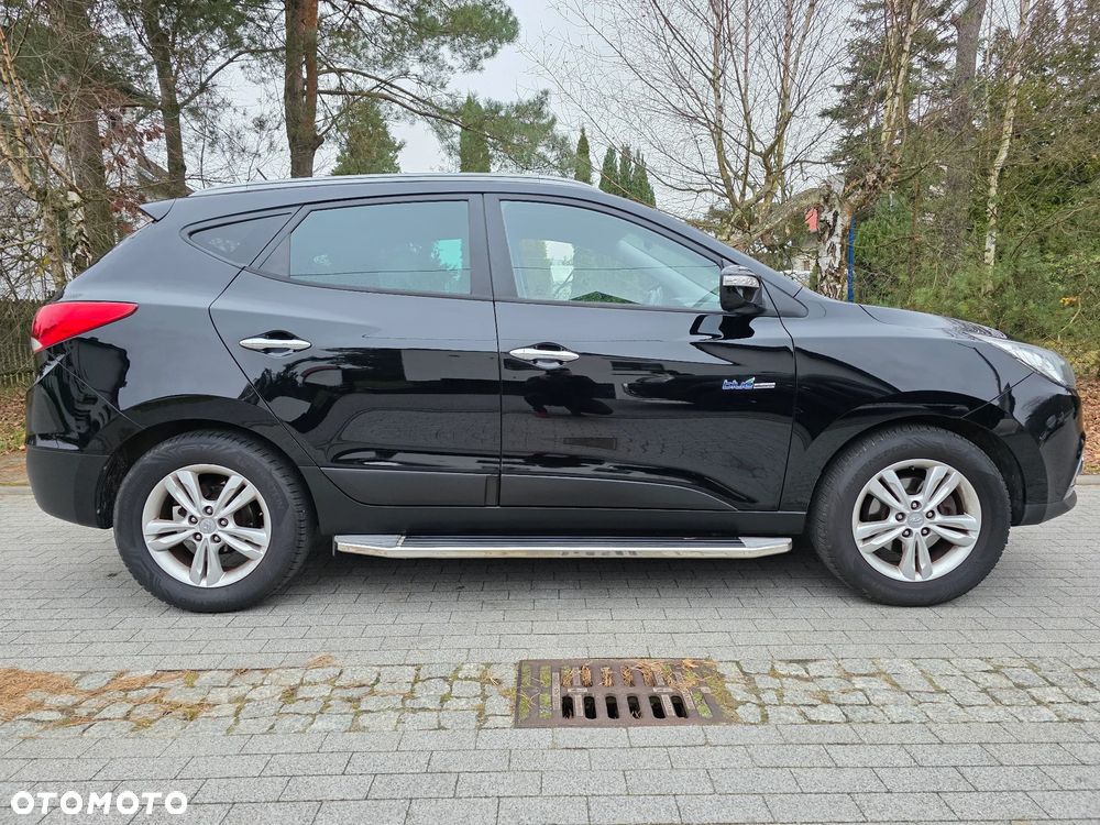 Hyundai ix35 blue 1.6 2WD Finale Gold - 18