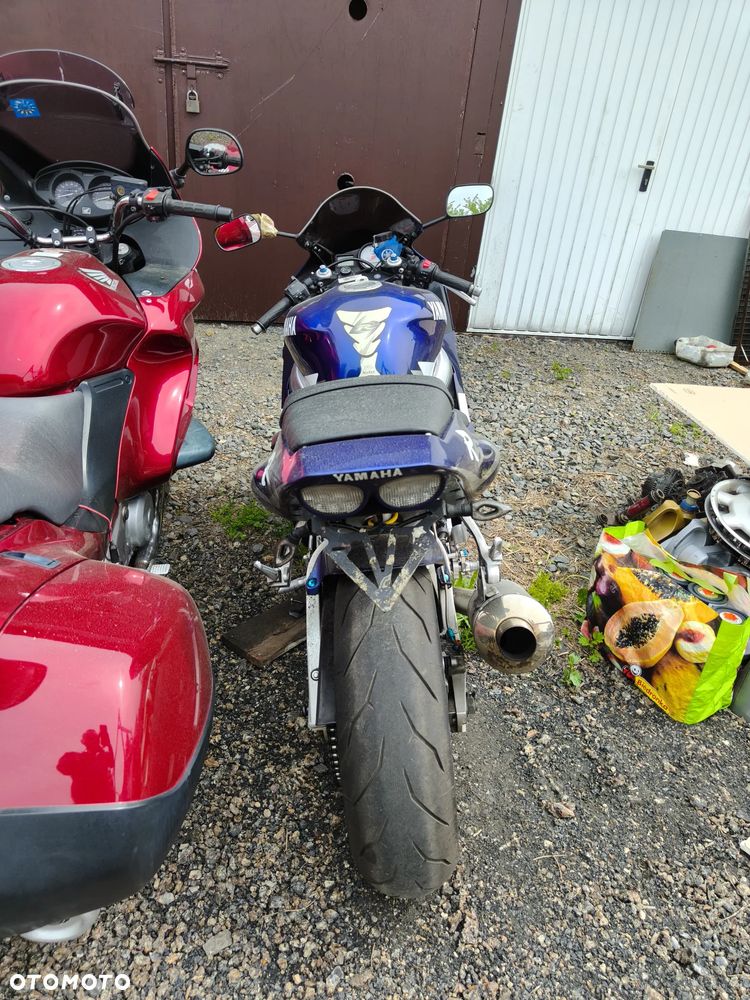 Yamaha YZF - 6