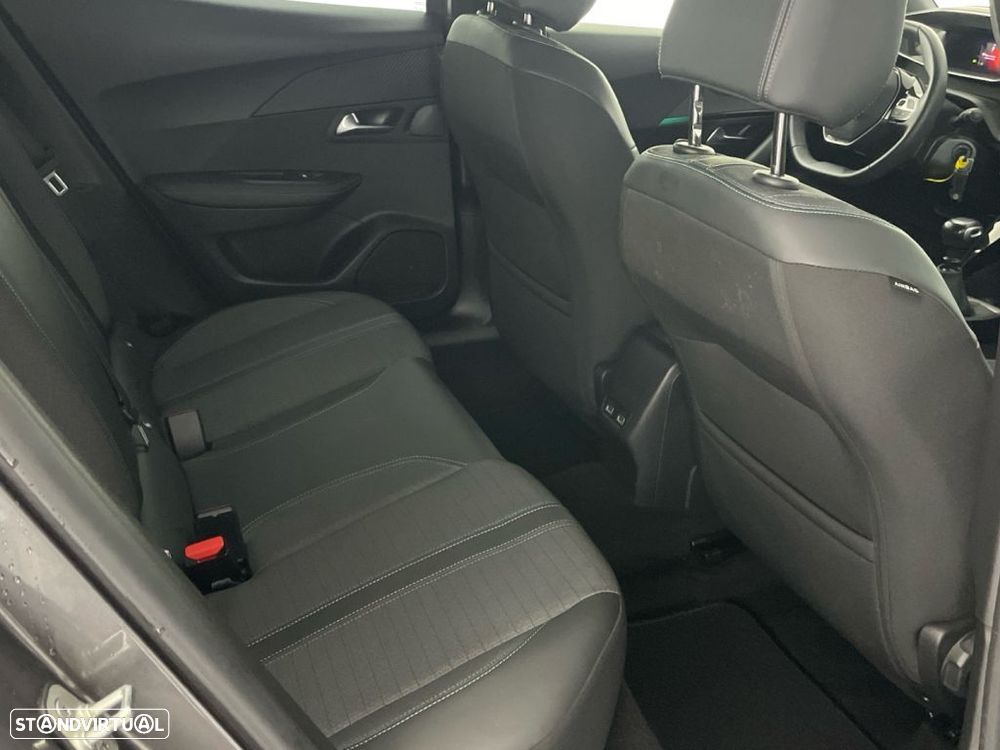 Peugeot 2008 1.2 PureTech Allure - 24