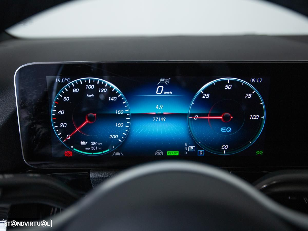 Mercedes-Benz EQA 300 4Matic Progressive - 26