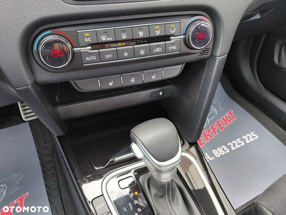Kia ProCeed - 26