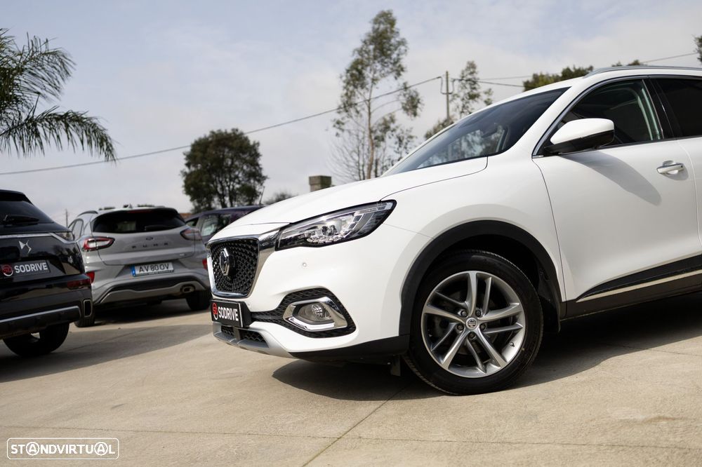 MG EHS 1.5 T-GDI Plug-in Hybrid Luxury - 17