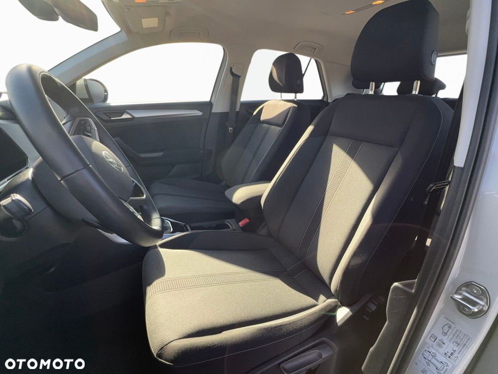 Volkswagen T-Roc - 15