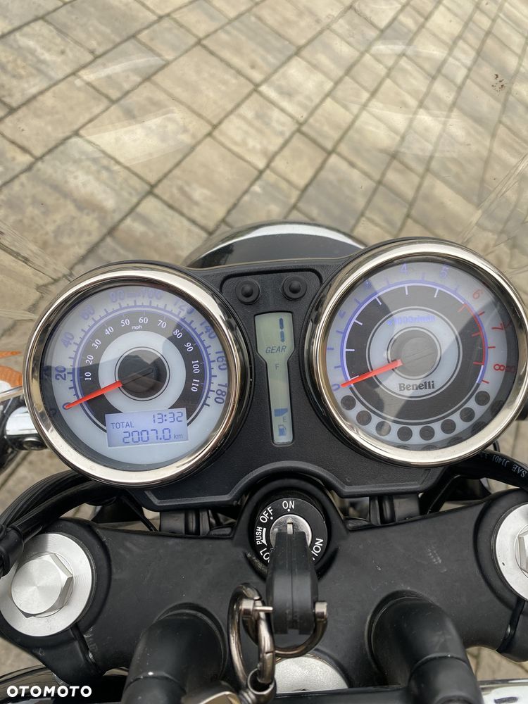 Benelli IMPERIALE 400 - 11