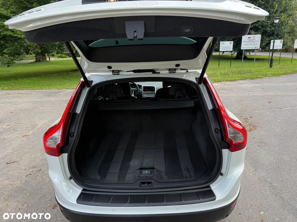 Volvo XC 60 D4 Summum - 15