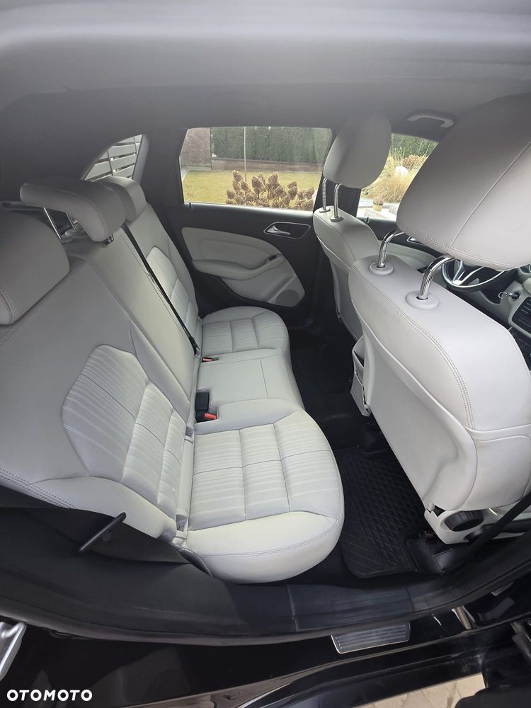 Mercedes-Benz Klasa B 180 CDI - 6