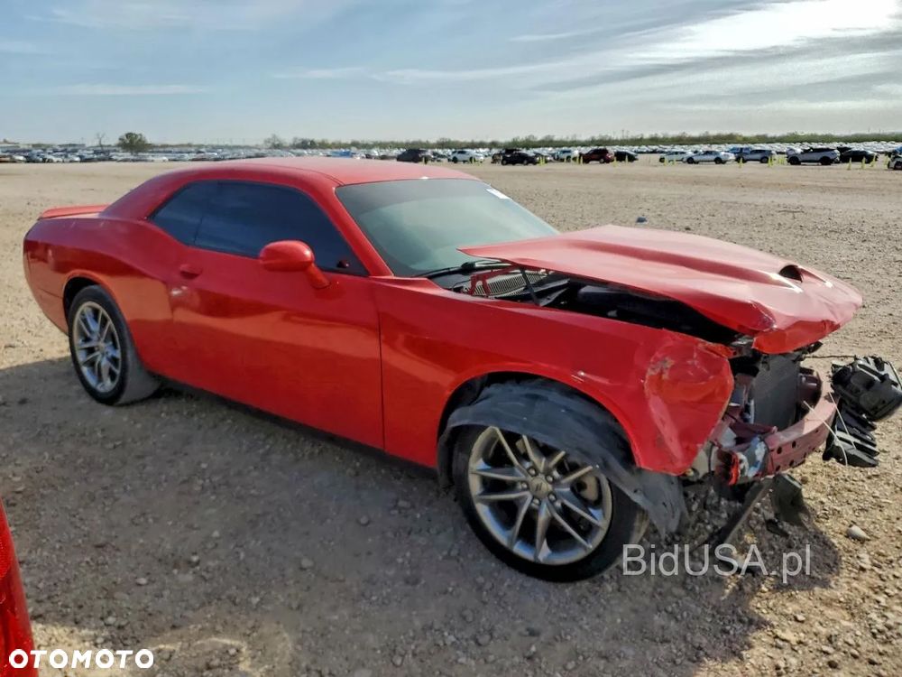 Dodge Challenger - 5