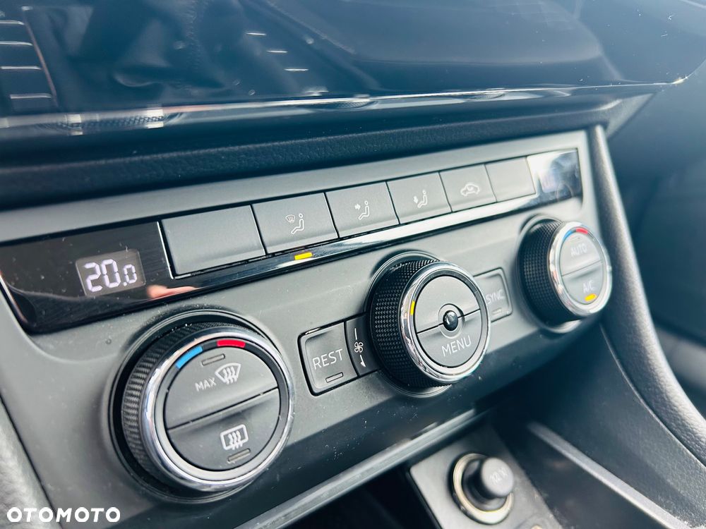 Skoda Superb 1.4 TSI ACTive - 10