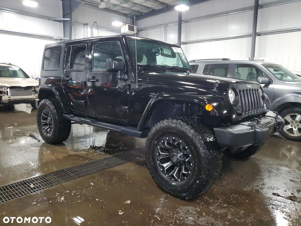 Jeep Wrangler 3.6 Unlim Black Edition II - 4