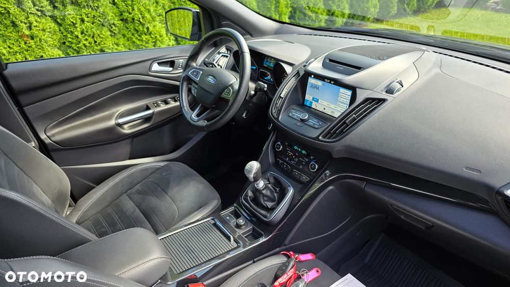 Ford Kuga 2.0 TDCi AWD ST-Line - 27