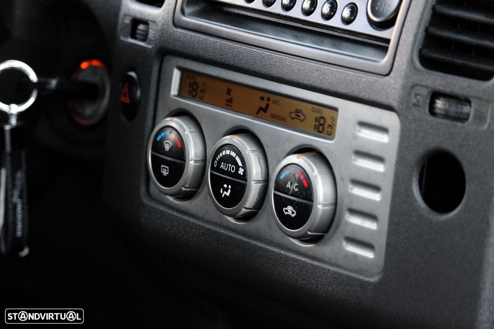 Nissan Navara 2.5 dCi CD LE - 16