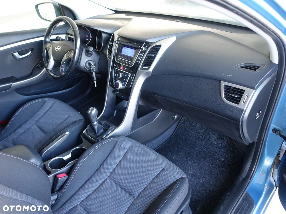 Hyundai i30 - 18
